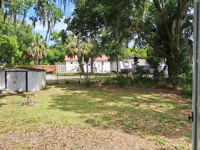 N Lake Shipp Dr SW — Photo 2