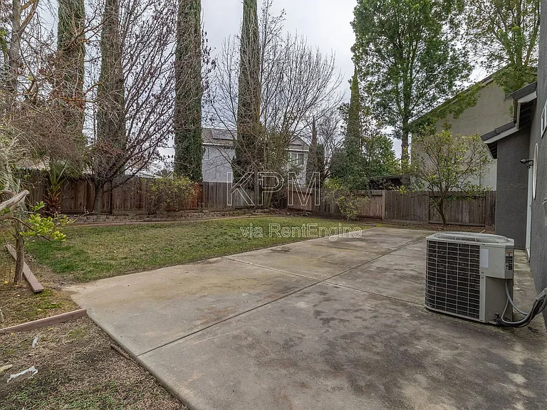 1106 Klemeyer Cir — Photo 28