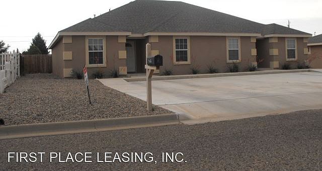 1st image of 3313A Shady Ln