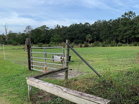 Electric rope fencing