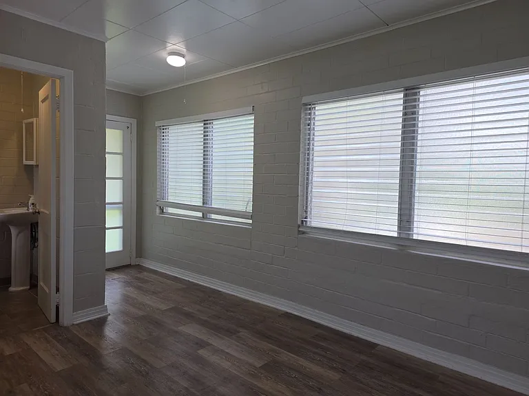 747 Maryland Ave — Photo 24