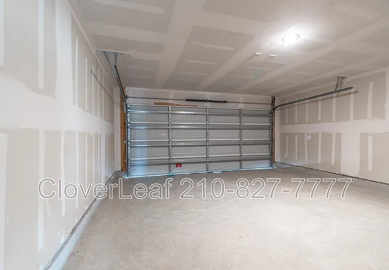 528 Wolf Crest Blvd — Photo 22