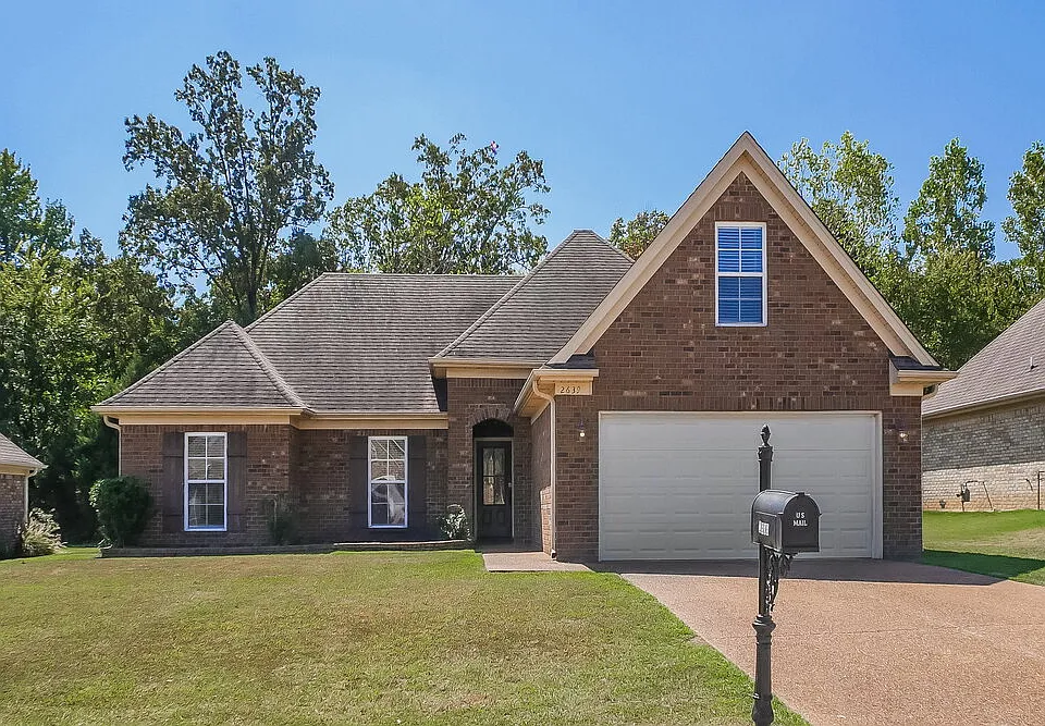 2639 Cherry Tree Dr