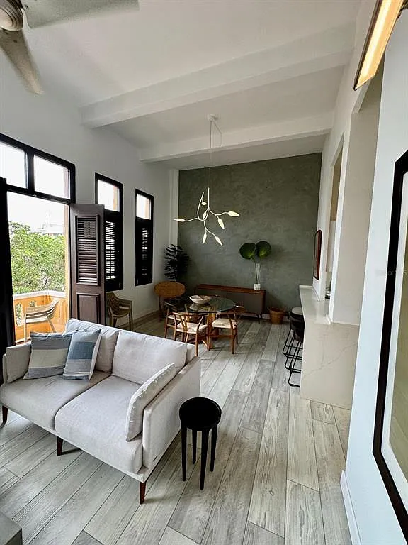 2 bed, 2.0 bath, $5,500 — Photo 4