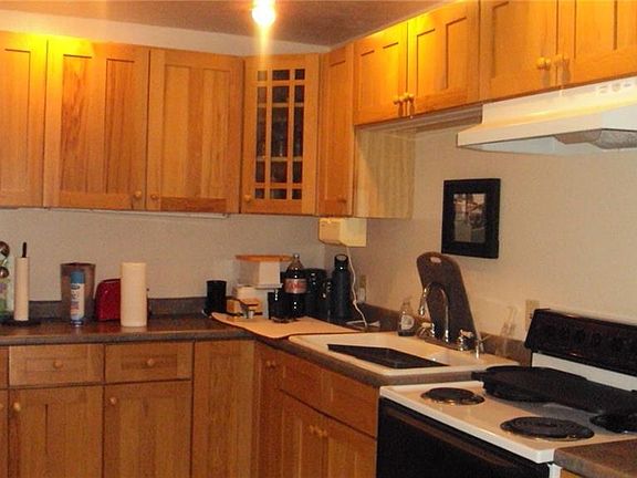 2nd image of 12496 Florence Dr