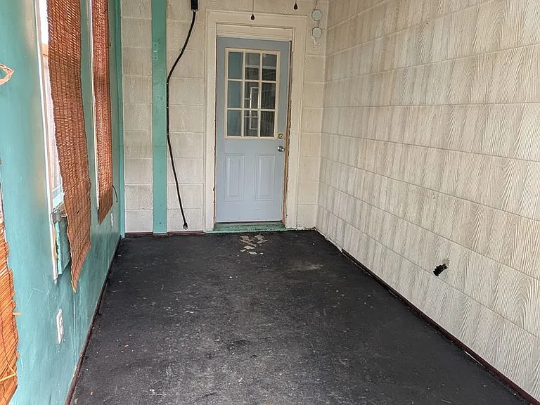 614 E 22nd St #1 — Photo 2