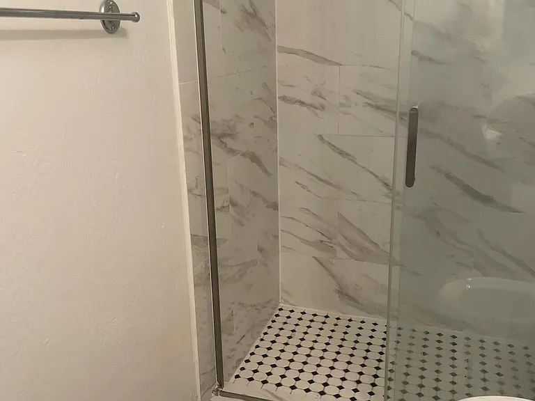 7355 N Black Canyon Hwy #2 — Photo 11