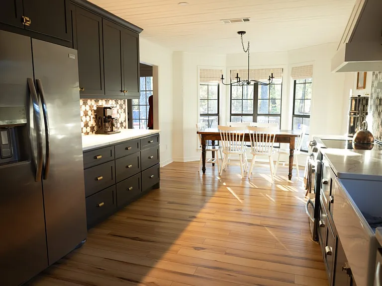 314 Cedar Dr — Photo 1