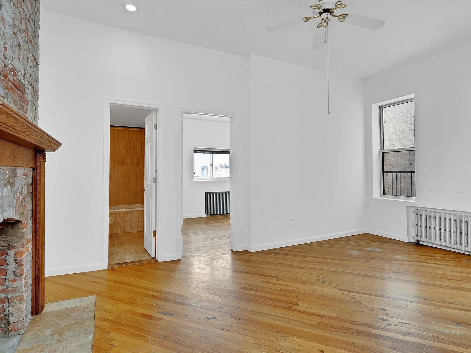 1 bed, 1.0 bath, $3,100 — Photo 1