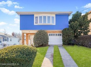20 Mallory Ave, Staten Island, NY 10305