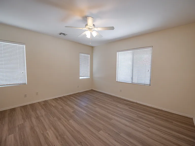 4540 E Sundance Ave — Photo 15