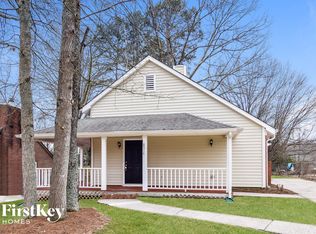 8314 Country Oaks Rd, Charlotte, NC 28227