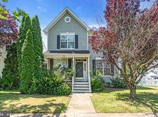 42783 Freedom St, Chantilly, VA 20152