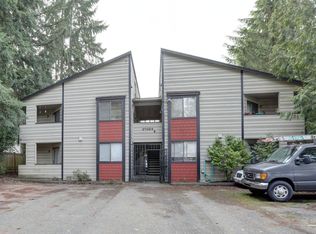 12607 NE 119th St #8, Kirkland, WA 98034
