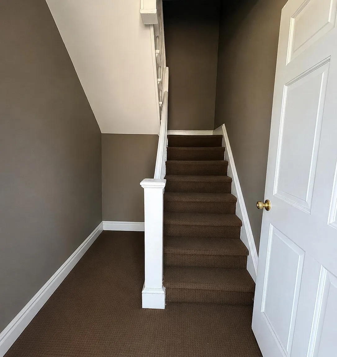 2 bed, 1.0 bath, 1898 sqft, $2,250 — Photo 3