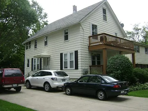449 E Prairie Ave #2 Photo 1