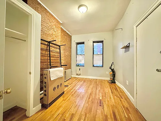 Rented by Doorway NYC, LLC | media 14