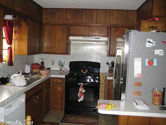 2nd image of 307 Polk 662