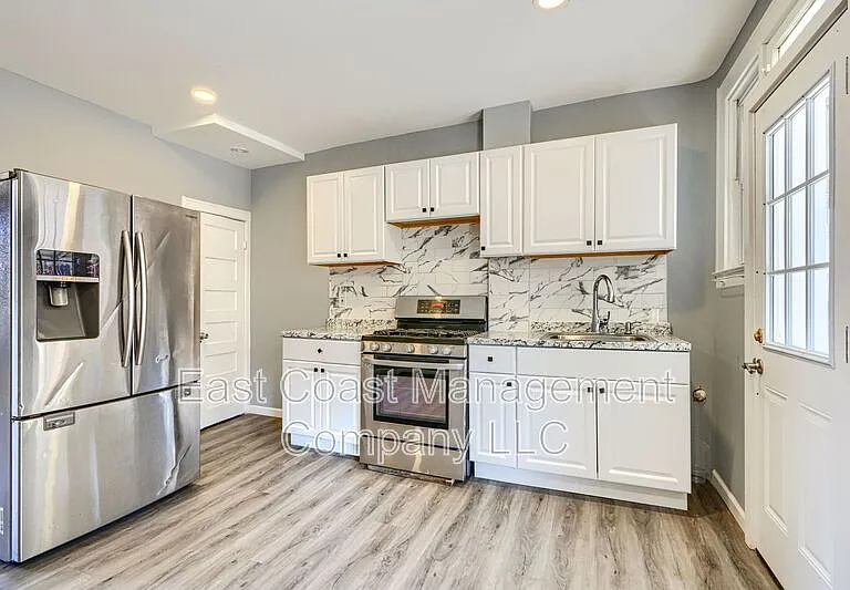 3213 Elmley Ave — Photo 9