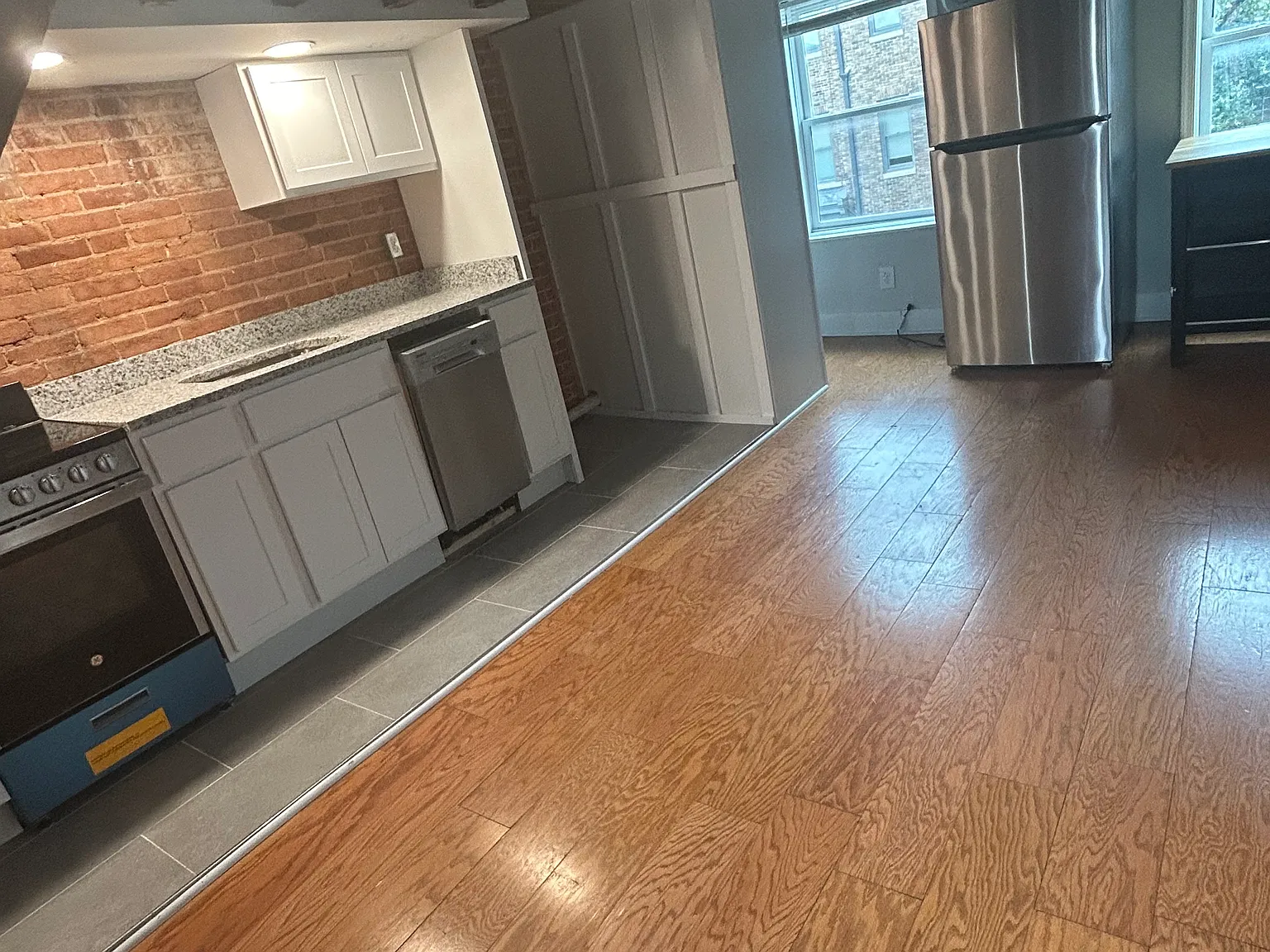 1 bed, $1,200 — Photo 2