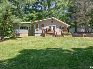 3147 S Wolf Creek Rd, Carbondale, IL 62902