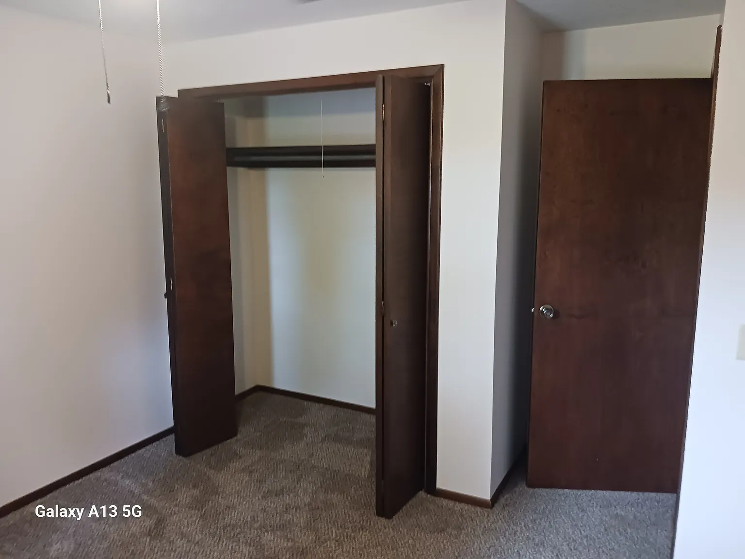 2 bed, 850 sqft, $950 — Photo 2