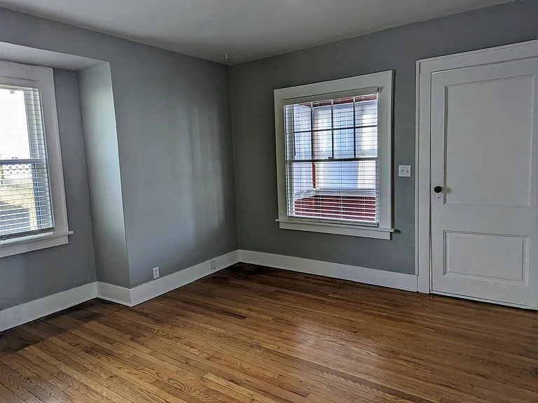 5406 Pacific St — Photo 12