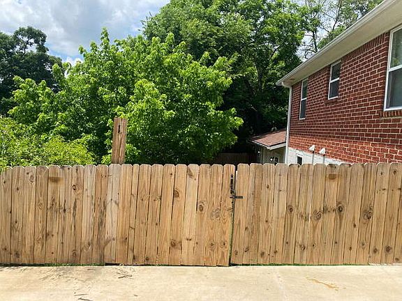 2nd image of 453 S Mashburn Ave #1