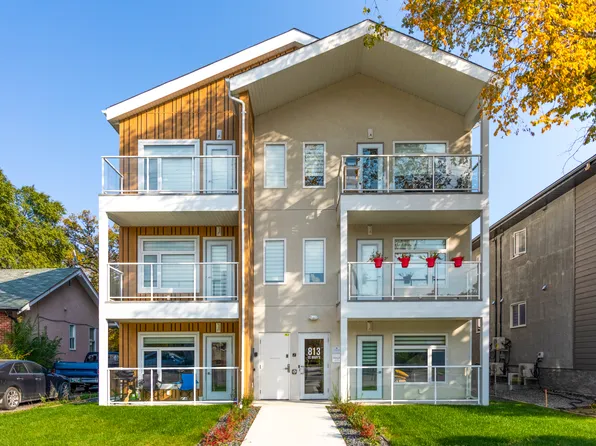 813 Saint Marys Rd #202, Winnipeg, MB R2M 3N9