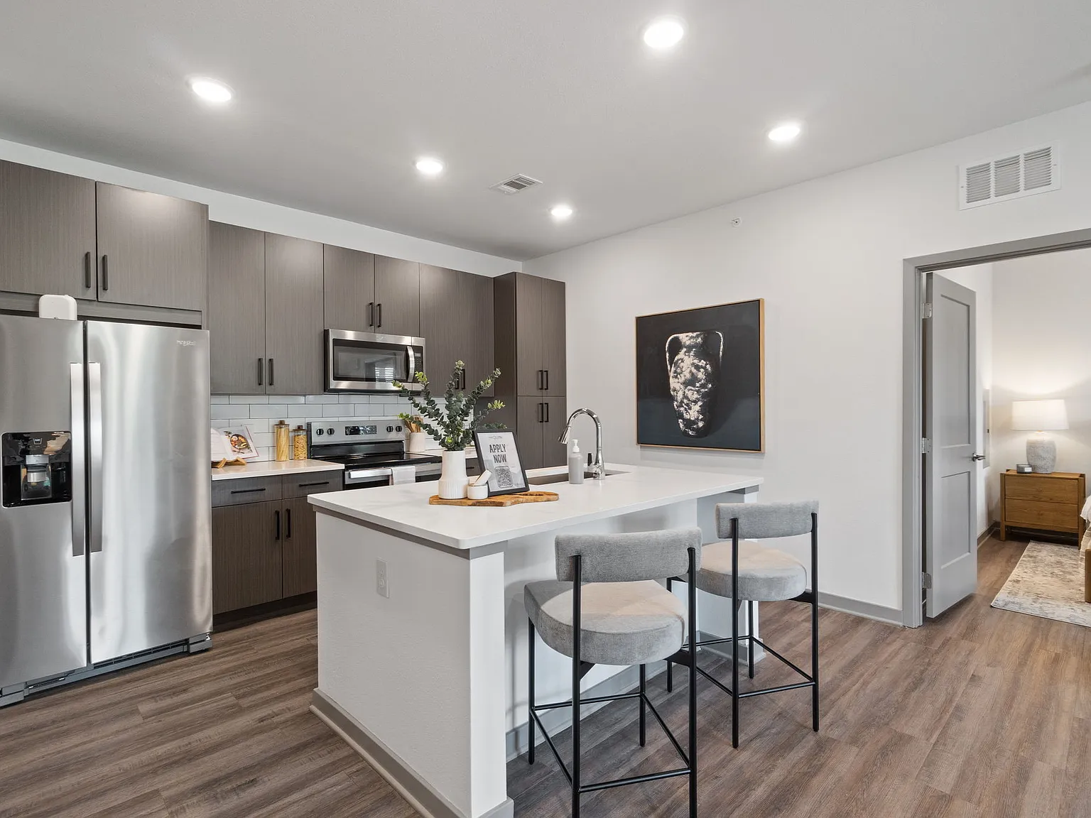 The Quinn Luxury Apartments — Photo 2