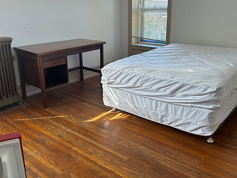 505 E Seneca St #505 — Photo 8