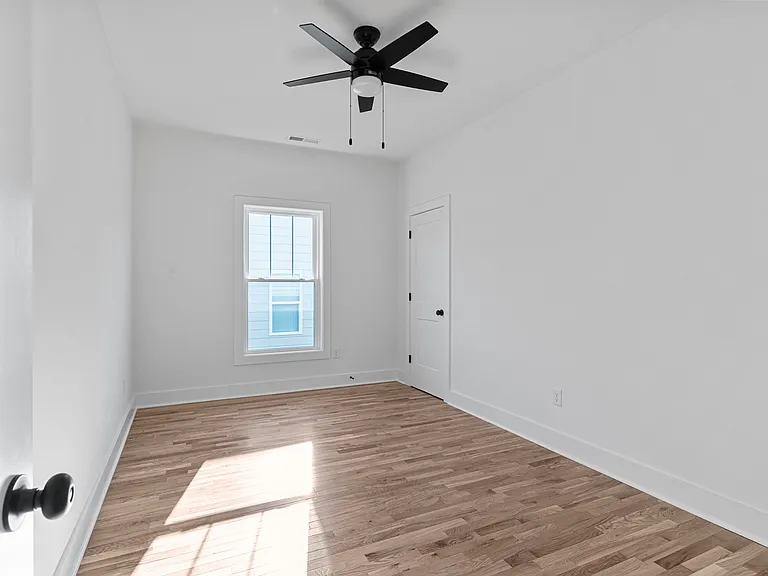 1004 N 21st St #A — Photo 15