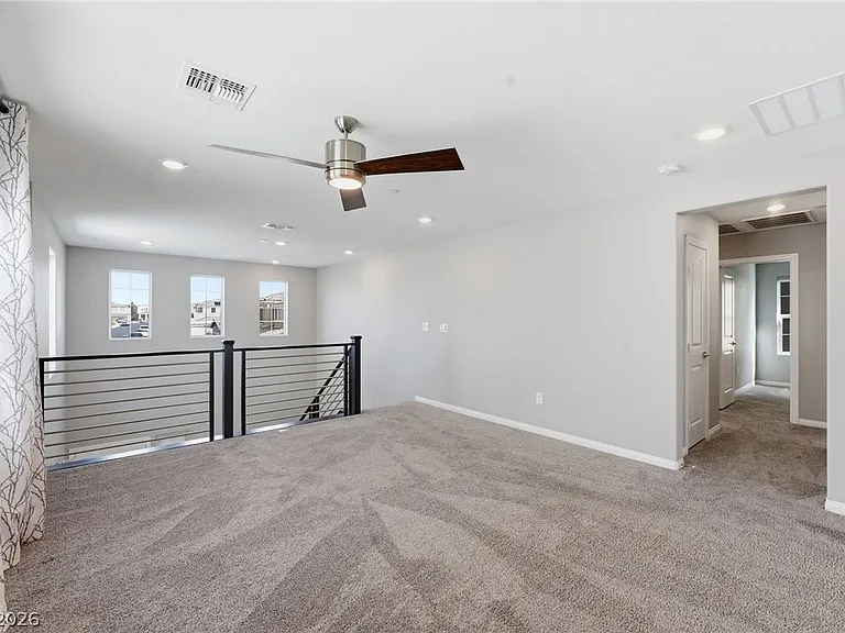 2599 Tolmezzo St — Photo 23