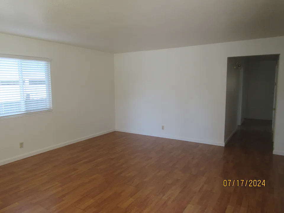 356 Grape St