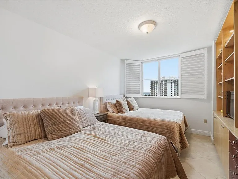 3020 NE 32nd Ave #1103 — Photo 11