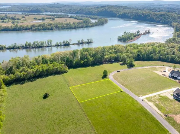 289 Overlook Dr, Dayton, TN 37321