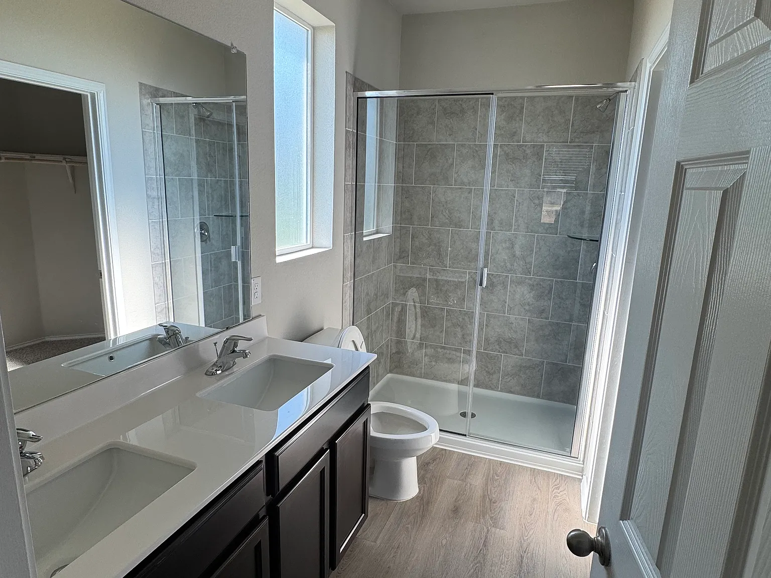 4 bed, 1600 sqft, $1,700 — Photo 4