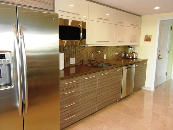 4th image of 1800 NE 114th St APT 1809