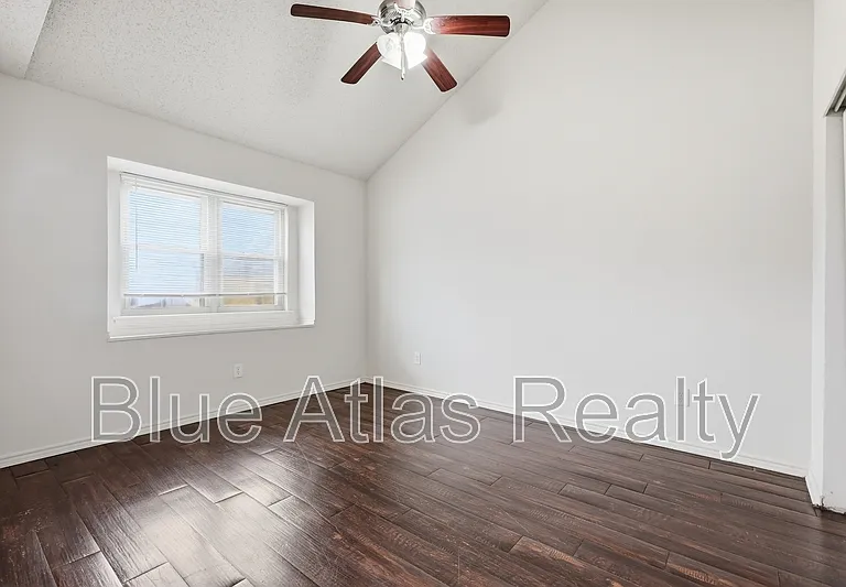 1612 Hunterwood Dr — Photo 10