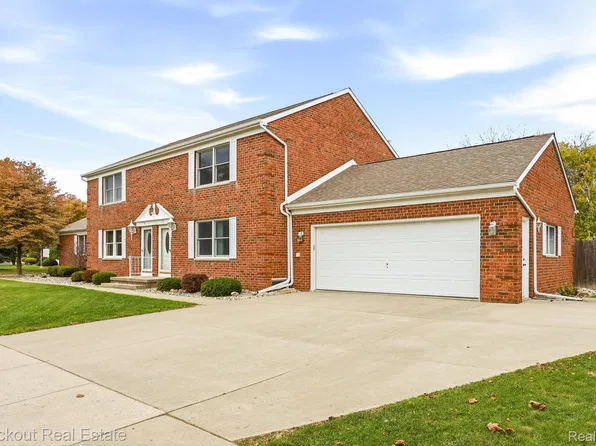 378 Kleiner St, Frankenmuth, MI 48734