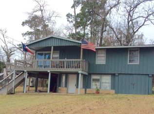 140 Cliff St, Pointblank, TX 77364