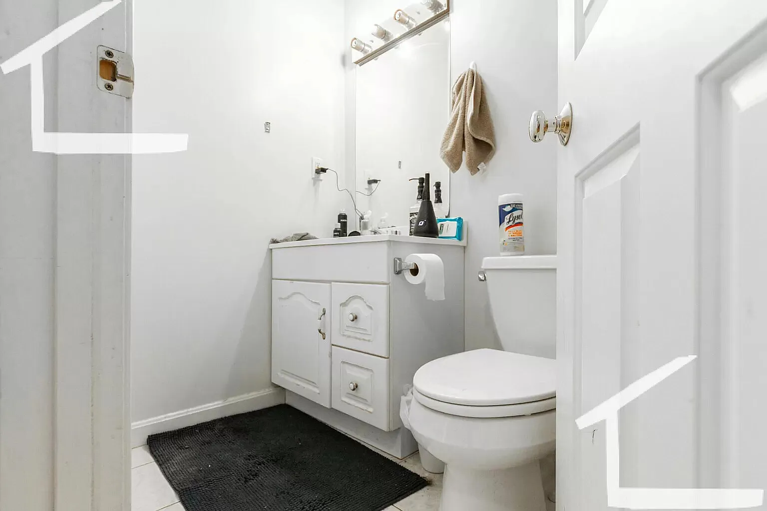 3 bed, 9999 sqft, $4,500 — Photo 2