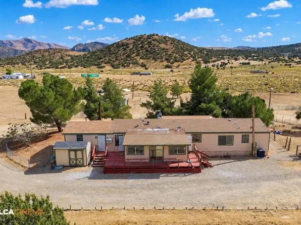24701 Chimanimani Ct, Tehachapi, CA 93561
