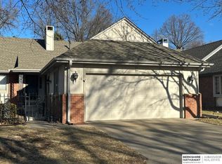 7300 Oldpost Rd #16, Lincoln, NE 68506