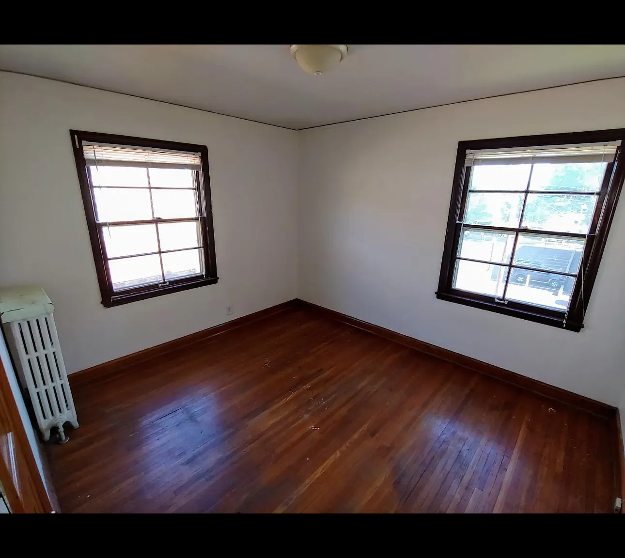 1 bed, 650 sqft, $1,200 — Photo 2