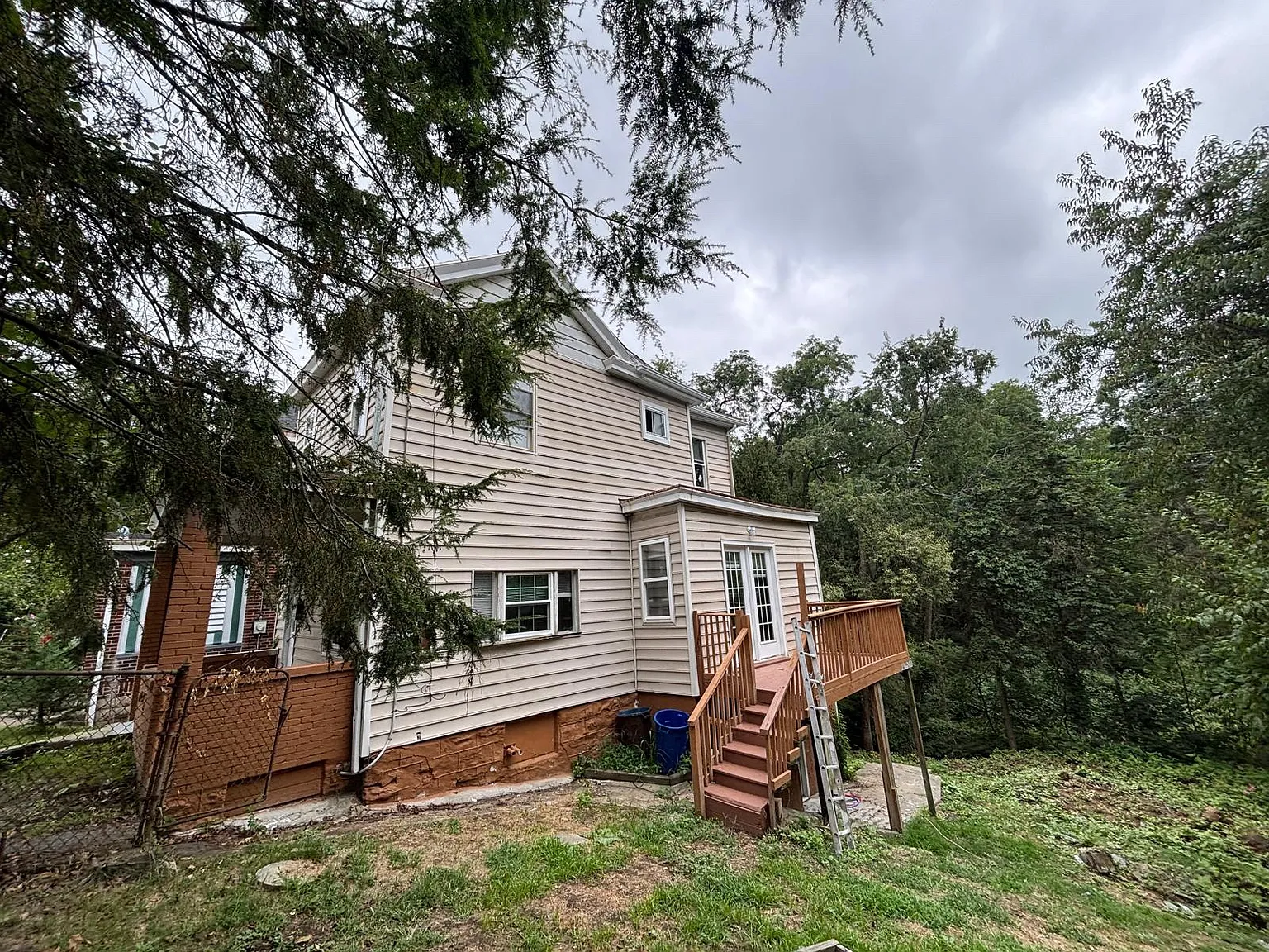 1111 Wingate St — Photo 3