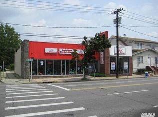 95 E Merrick Rd, Valley Stream, NY 11580