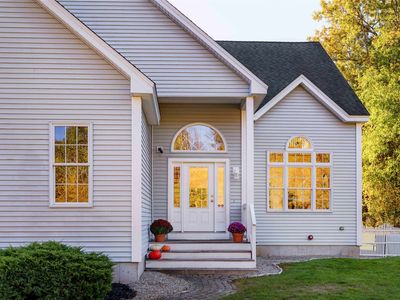 2 Copper Hill Road, Hudson, NH, 03051