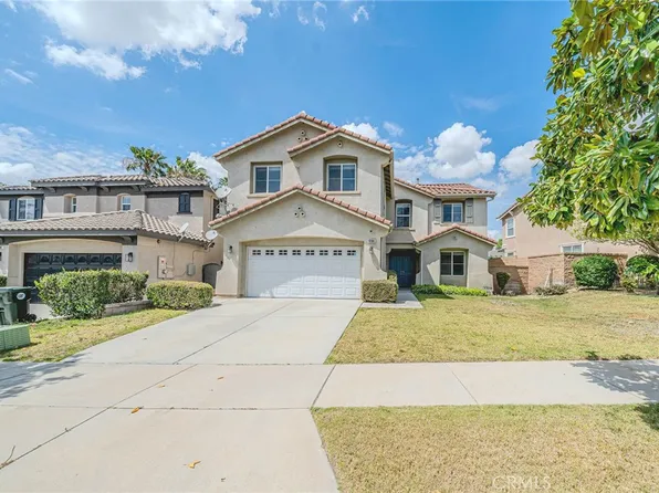 6184 Medinah St, Fontana, CA 92336