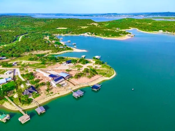 5530 Lakeshore Dr, Graham, TX 76450